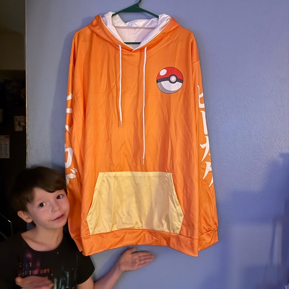 The Unbranded Brand Tops - Charmander Pokémon Hoodie with Pocket